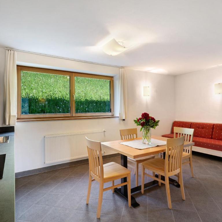 Al Cargá San Vigilio di Marebbe - Appartamento Deluxe con 2 Camere da Letto e Vista Giardino - 14