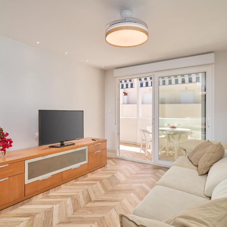 Apartamento Mediterraneo - Two-Bedroom Deluxe Apartment with Ocean View - 4