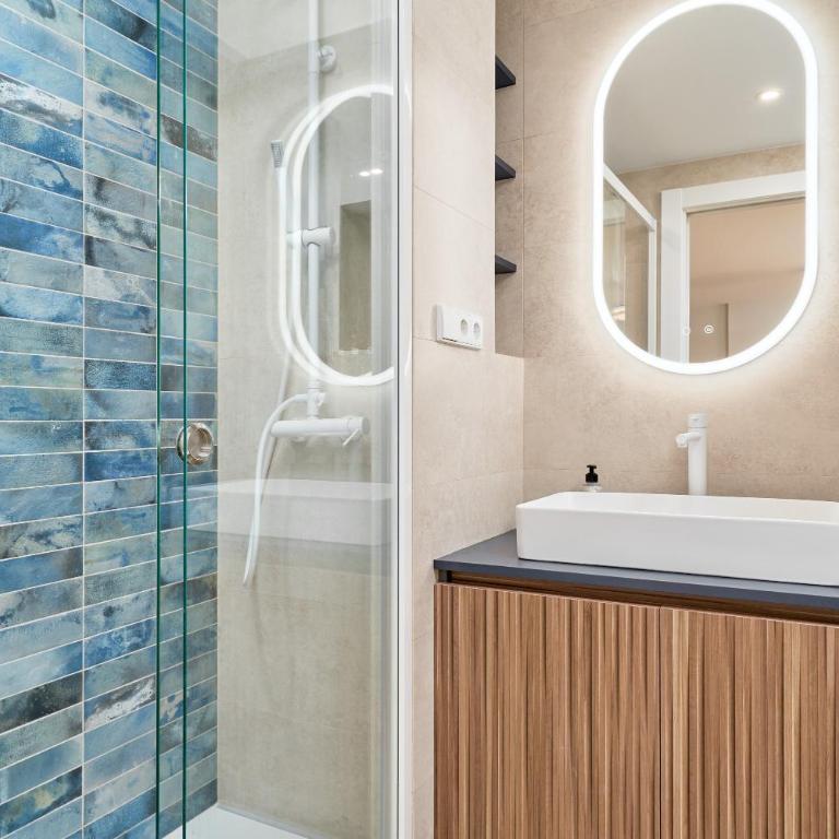 Apartamento Mediterraneo - Two-Bedroom Deluxe Apartment with Ocean View - 14