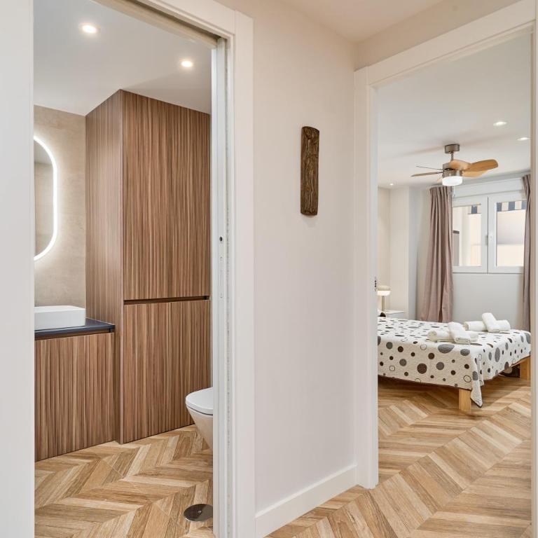 Apartamento Mediterraneo - Two-Bedroom Deluxe Apartment with Ocean View - 13