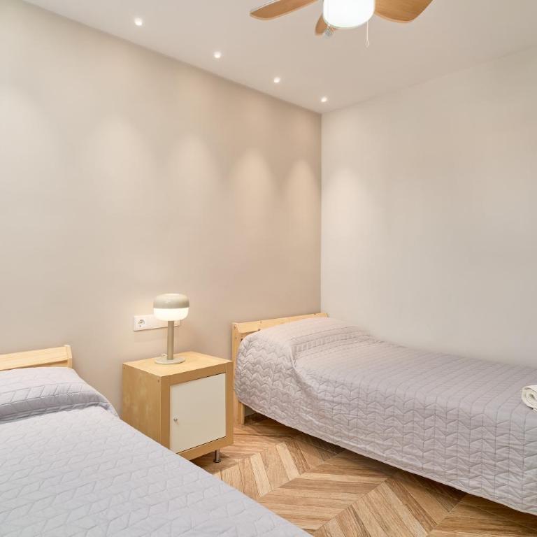 Apartamento Mediterraneo - Two-Bedroom Deluxe Apartment with Ocean View - 19