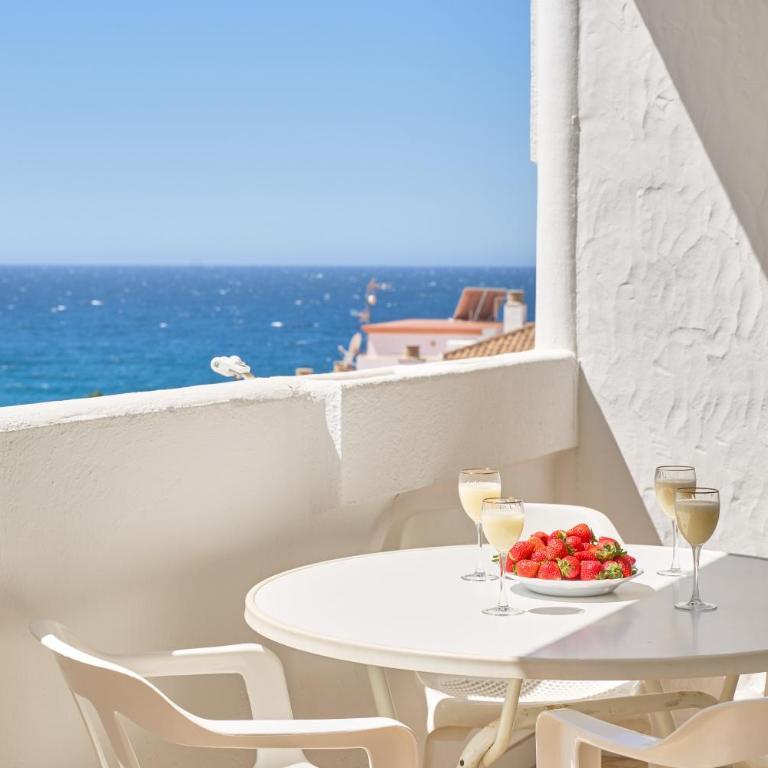 Apartamento Mediterraneo - Two-Bedroom Deluxe Apartment with Ocean View - 1