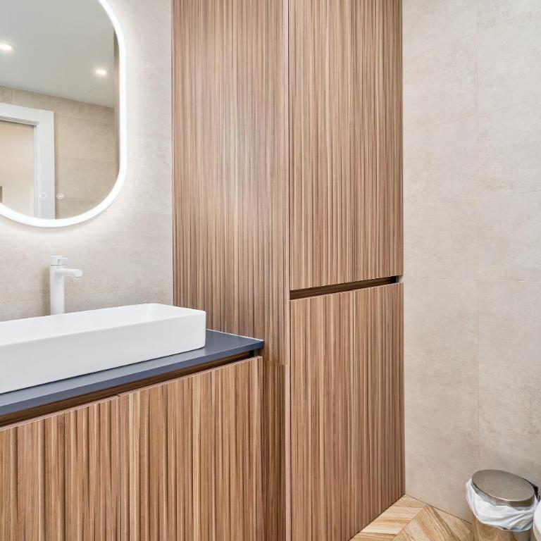 Apartamento Mediterraneo - Two-Bedroom Deluxe Apartment with Ocean View - 15