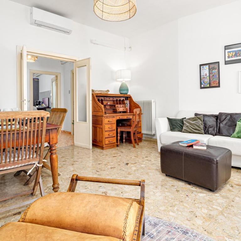 Appartamento del corso - Appartamento Deluxe con 2 Camere da Letto e Balcone - 2