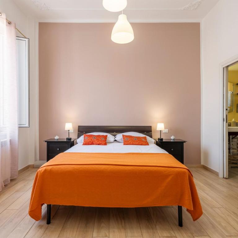 Fb House - Appartamento Deluxe con 2 Camere da Letto e Balcone - 13