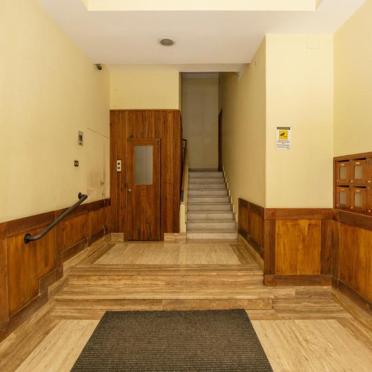 Fb House - Appartamento Deluxe con 2 Camere da Letto e Balcone - 25
