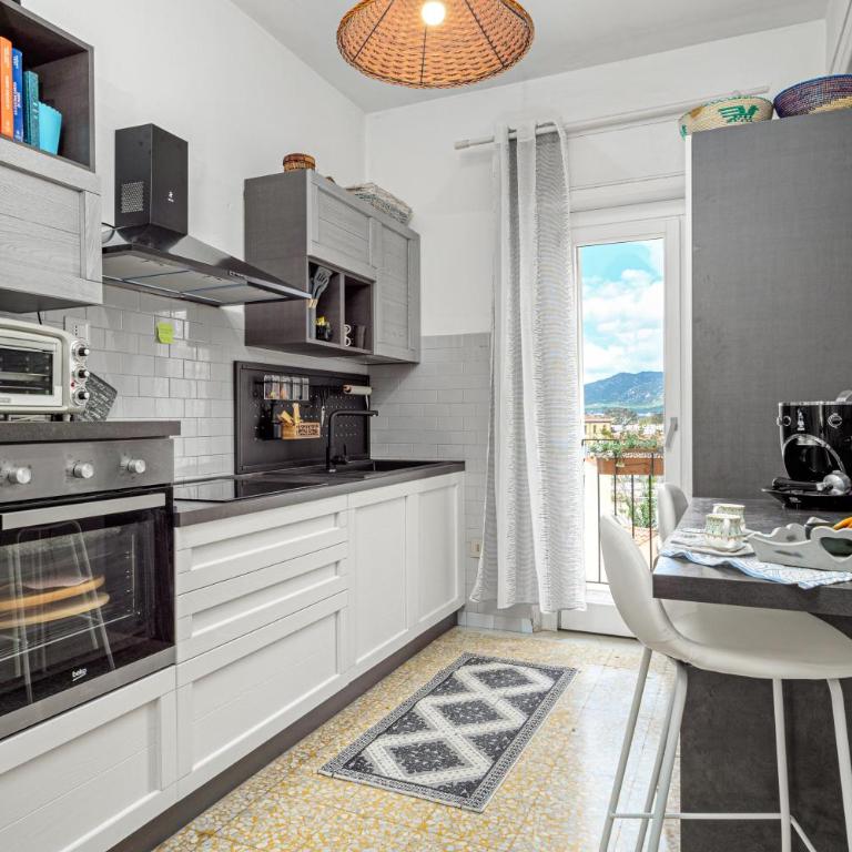 Appartamento del corso - Appartamento Deluxe con 2 Camere da Letto e Balcone - 8