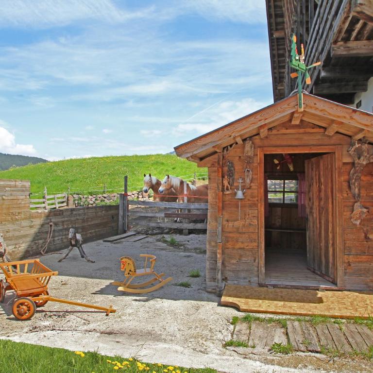 Niglutsch Apartement Puflatsch - Two-Bedroom Deluxe Apartment with Garden View - 19