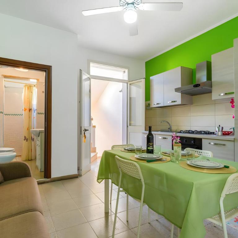 A Due Passi dal Mare Primo Piano - Appartamento con 3 Camere da Letto e Vista Acqua - 10