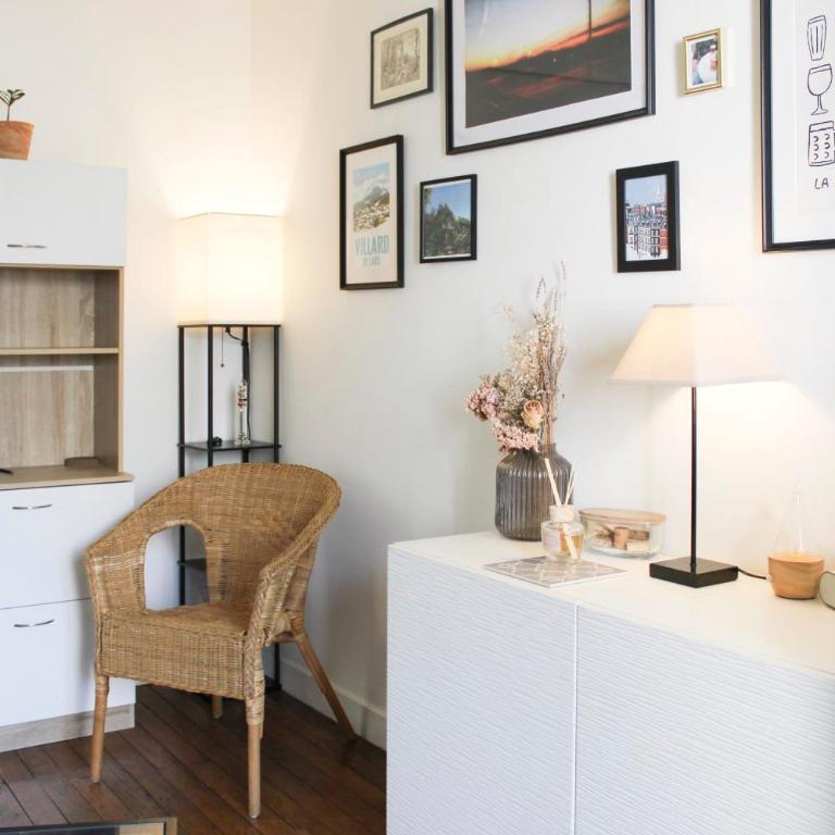 Lumineux 35m avec balcon ensoleillé à Paris - Appartement - 4