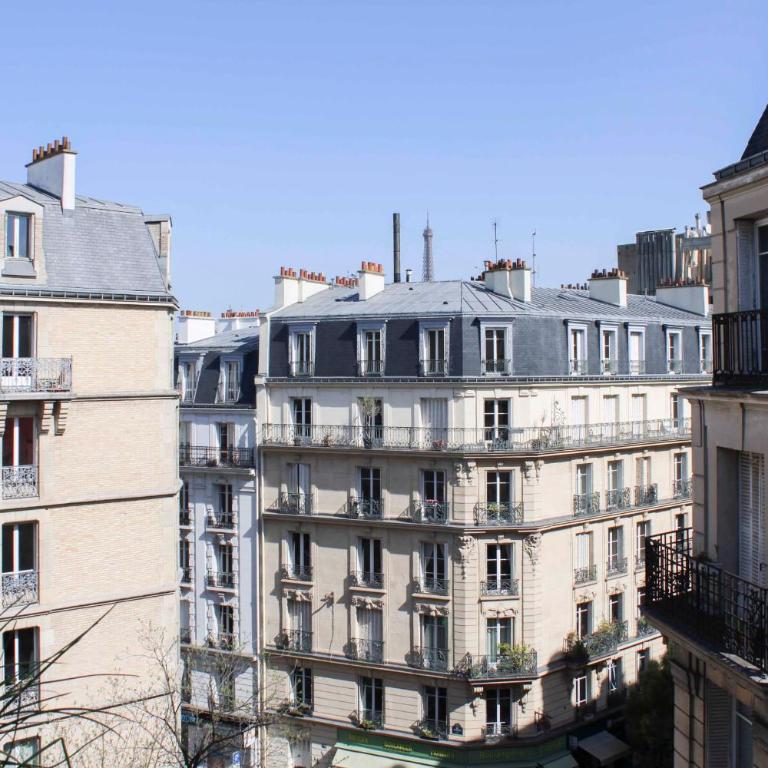 Lumineux 35m avec balcon ensoleillé à Paris - Appartement - 18