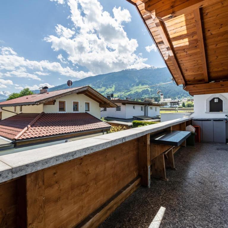 Haus Rudi - Premium Apartment mit 3 Schlafzimmern und Balkon - 2