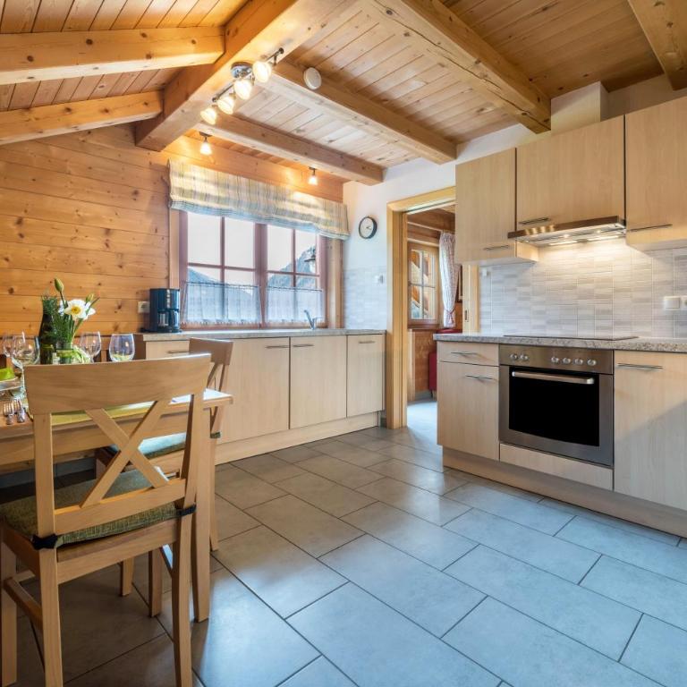 Ferienhaus Pichlerhof - Deluxe-Apartment mit 2 Schlafzimmern und Gartenblick - 4