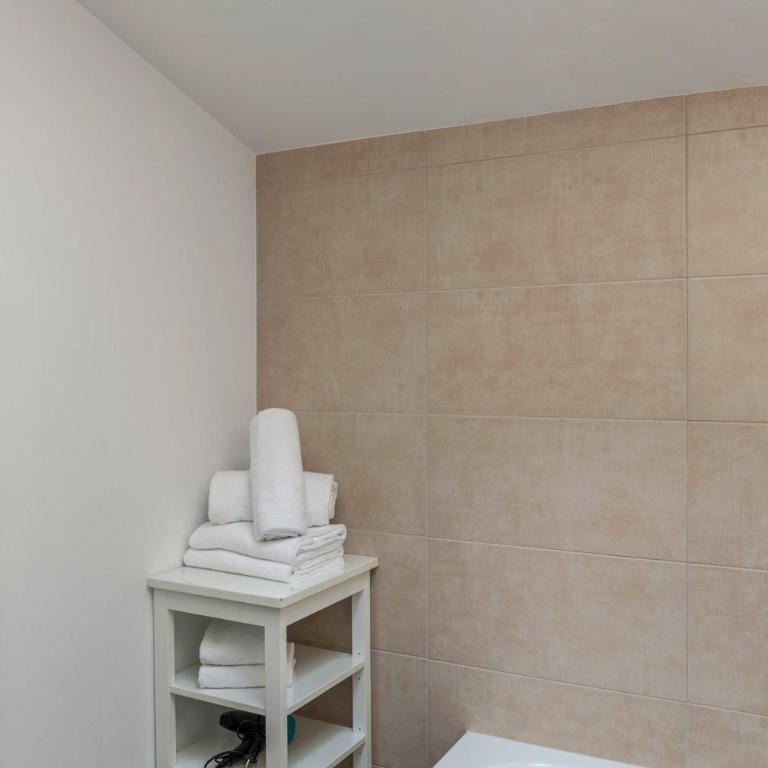 Haus Excelsior Top 40 - Deluxe-Apartment mit 2 Schlafzimmern und Gartenblick - 18