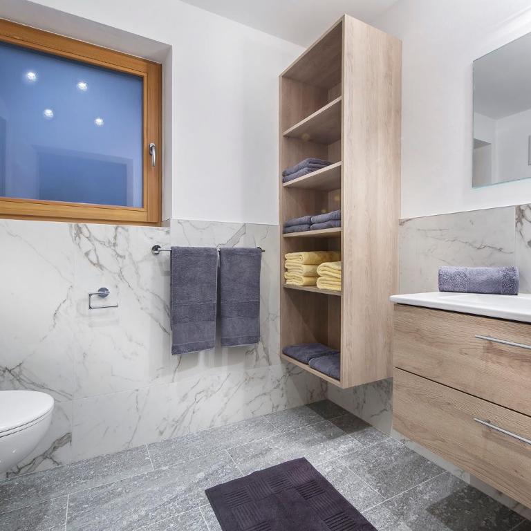 Avea App 1 - Deluxe-Apartment mit 2 Schlafzimmern und Gartenblick - 11
