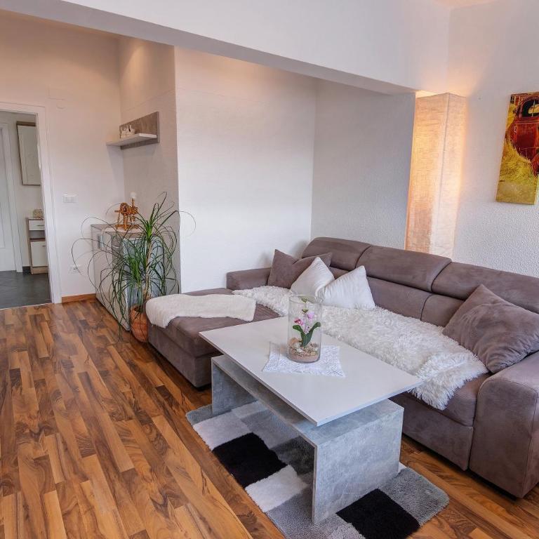 Fewo Kuchler - Appartamento Deluxe con 2 Camere da Letto e Vista Giardino - 2