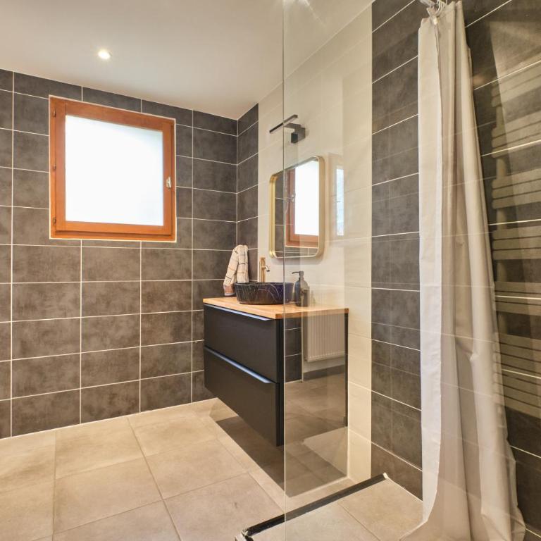 Appart Grenoblois ville et nature - Appartement 3 Chambres Premium avec Balcon - 19
