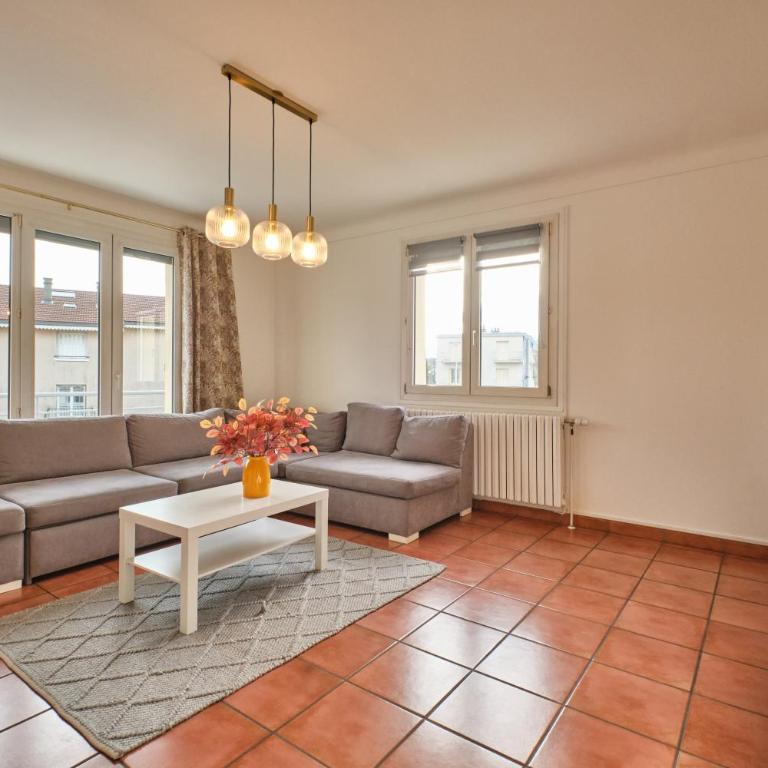 Appart Grenoblois ville et nature - Appartement 3 Chambres Premium avec Balcon - 2
