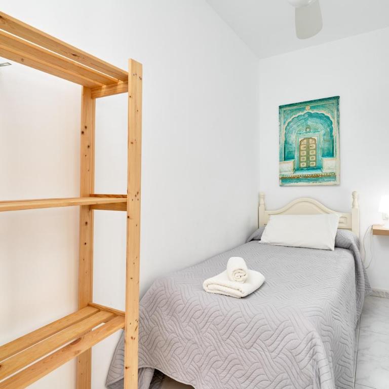 Nerja Vacaciones Apartamentos - Habitación Cuádruple con ducha - 15