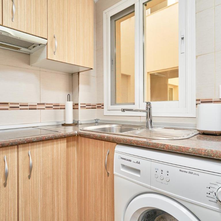Las Palmeras A92 - Apartamento Deluxe de 2 dormitorios con vistas al mar - 11