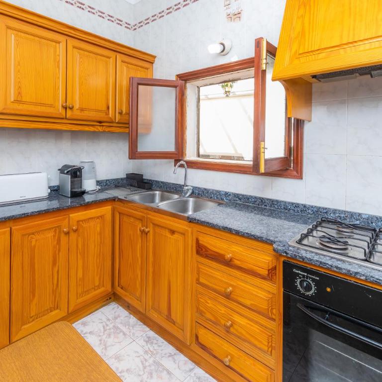 Cas Padrins - One-Bedroom House - 14