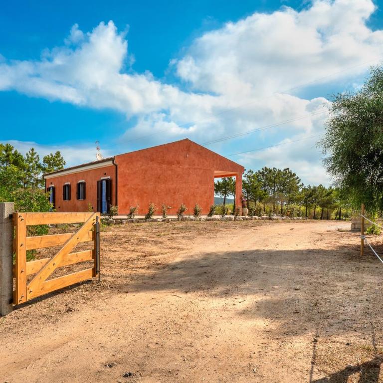 Gli Ulivi Palau - La Zirichelta - Two-Bedroom House - 22