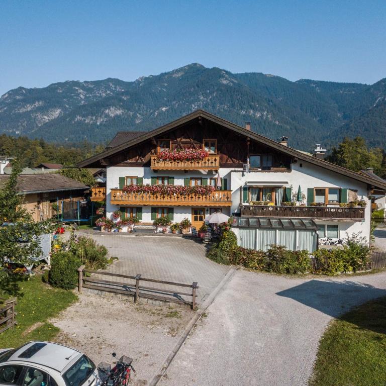 Ferienwohnung Zugspitze - Superior Apartment mit 1 Schlafzimmer und Balkon - 25