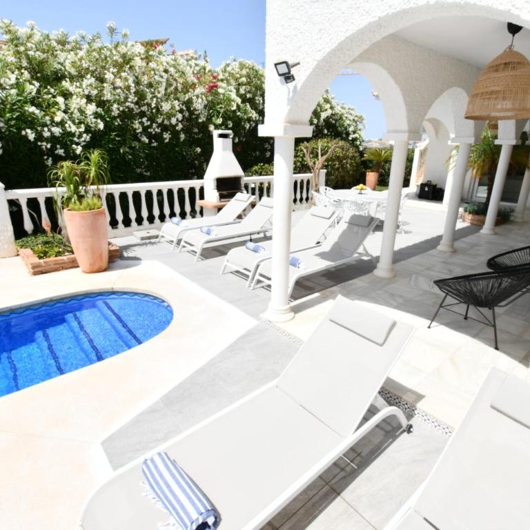 Villa with separate apartment - Villa con vistas al mar - 3