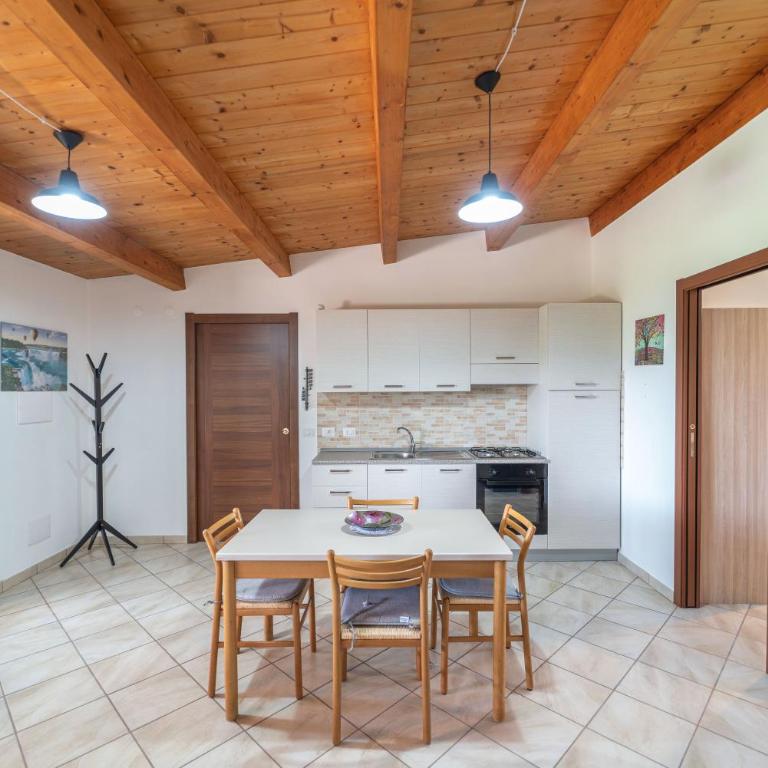 Casolare di Campagna - Two-Bedroom Deluxe Apartment with Garden View - 9