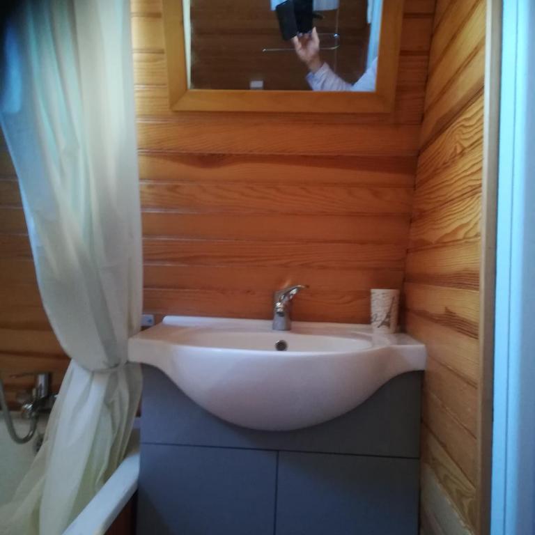 Chalet Les Angles - Two-Bedroom Chalet - 10