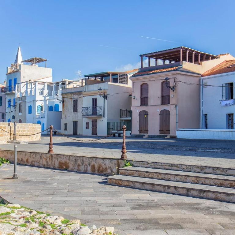 Alghero Old Town Charm - Sardinia - Superior Apartment with City View - 20