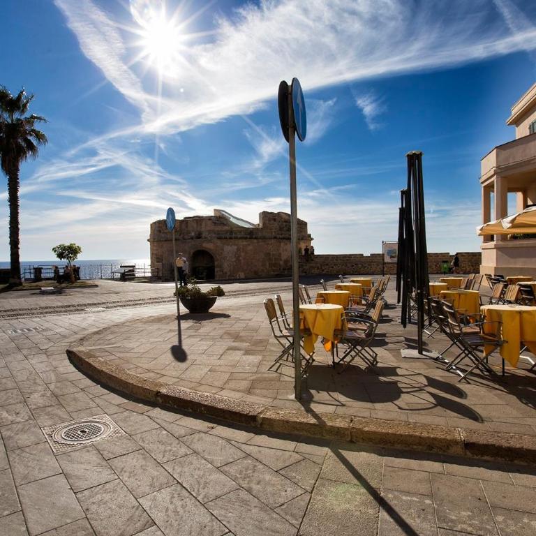 Alghero Old Town Charm - Sardinia - Superior Apartment with City View - 19