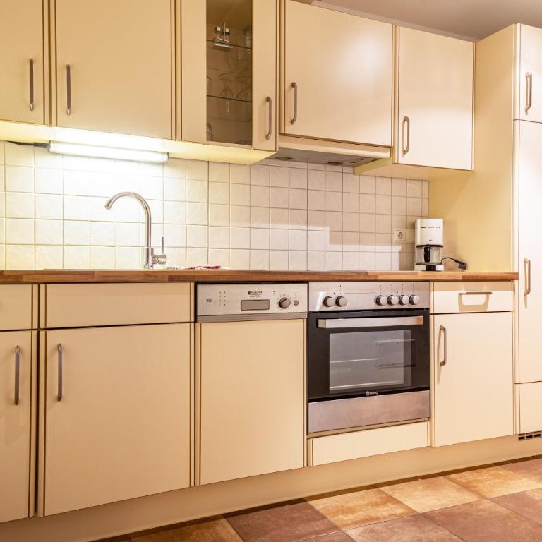 Sabina Dolomites Latsche - Appartamento Deluxe con 2 Camere da Letto e Vista Giardino - 15