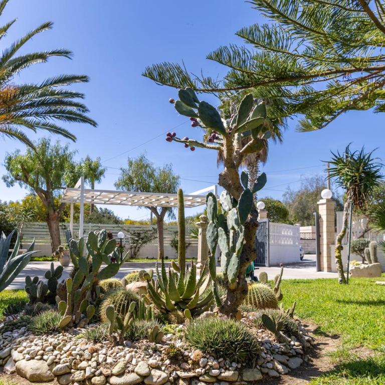 Villa Forino Ragusa - Villa with Garden View - 3