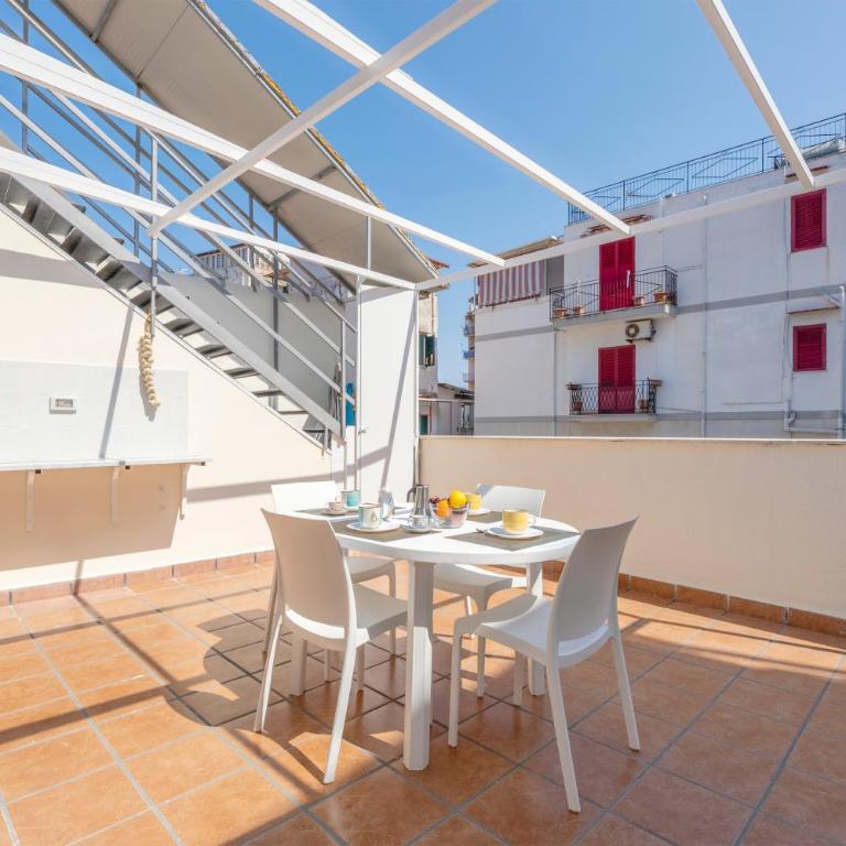 Piazzetta al mare - Two-Bedroom House - 19