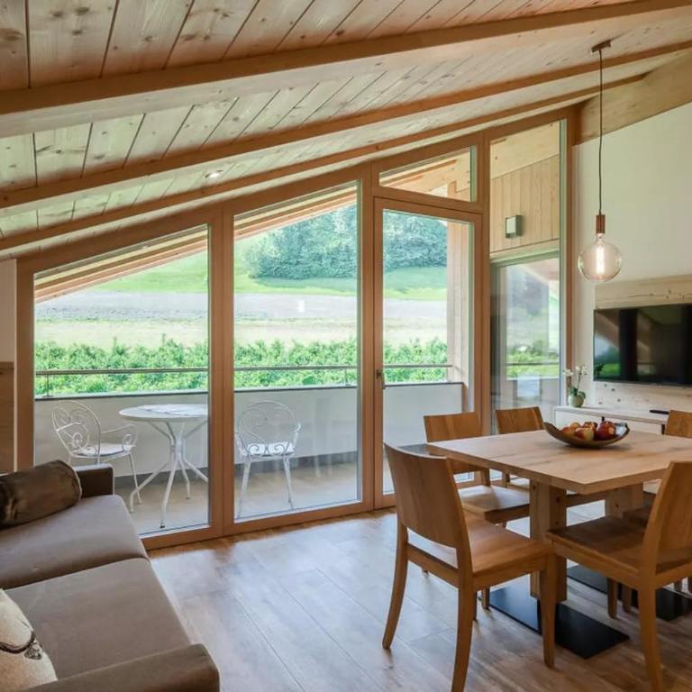 Natur Suite Edelweisshof App Georg - Appartamento Deluxe con 2 Camere da Letto e Vista Giardino - 5