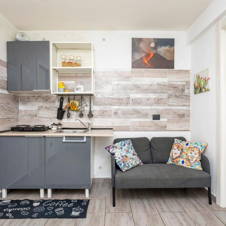 Amuri Di Casa Catania - Garibaldi - Superior One-Bedroom Apartment with Balcony - 5
