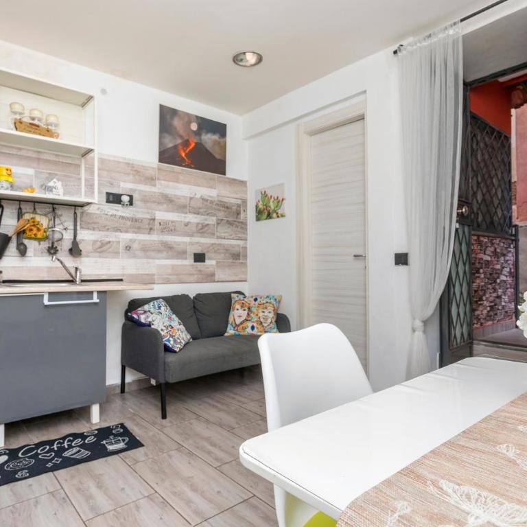 Amuri Di Casa Catania - Garibaldi - Superior One-Bedroom Apartment with Balcony - 4