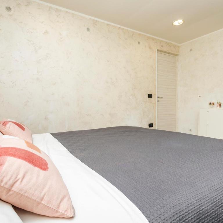 Amuri Di Casa Catania - Garibaldi - Superior One-Bedroom Apartment with Balcony - 11