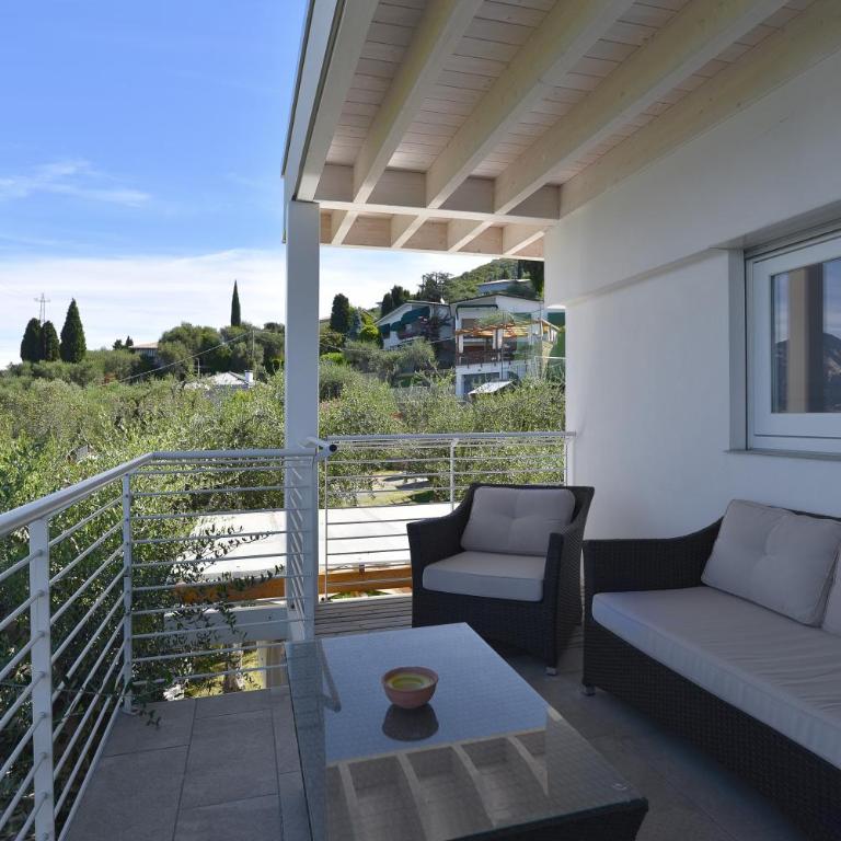 Apt in villa con sauna, piscina e campo da sport - Appartamento Deluxe con 2 Camere da Letto e Balcone - 8