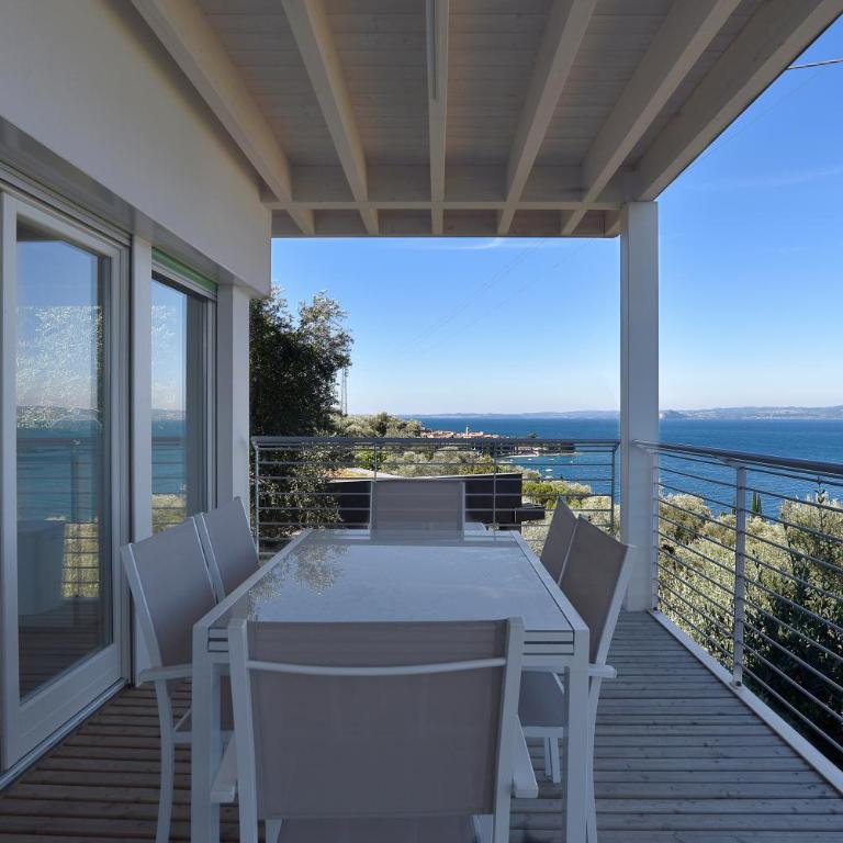 Apt in villa con sauna, piscina e campo da sport - Appartamento Deluxe con 2 Camere da Letto e Balcone - 2