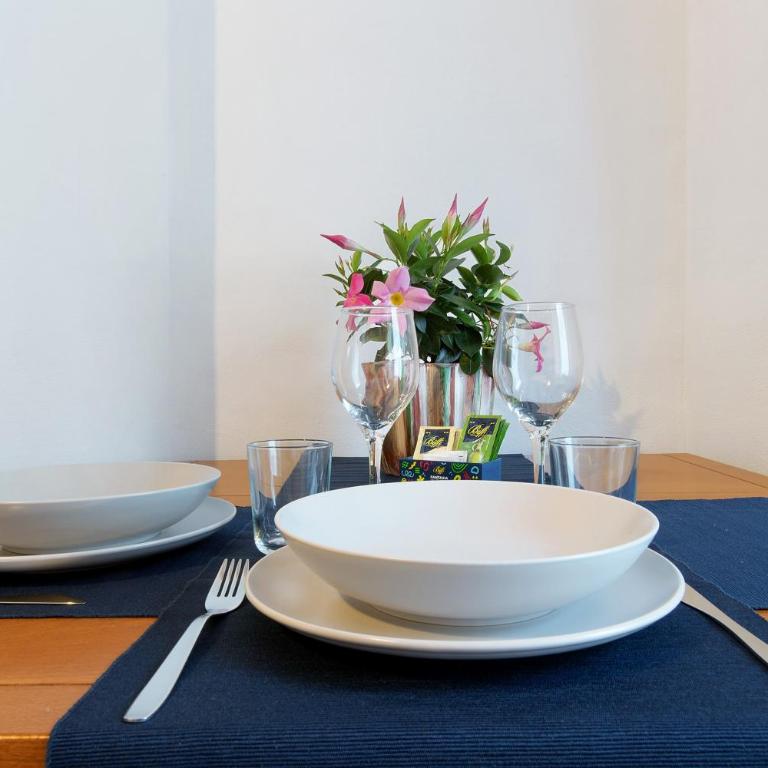 Taronico Apartments Heron - Superior One-Bedroom Apartment with Balcony - 12