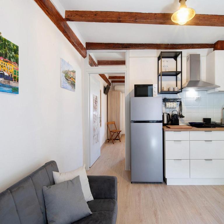 Taronico Apartments Heron - Superior One-Bedroom Apartment with Balcony - 9