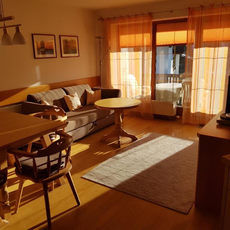 Hindelanger Auszeit im Sonnenpark - Superior Apartment mit 1 Schlafzimmer und Balkon - 1