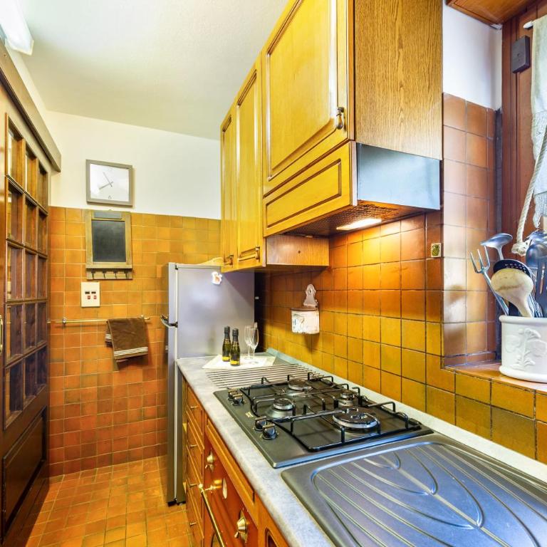 Casa Margherita - Appartamento con 1 Camera da Letto e con Giardino - 12