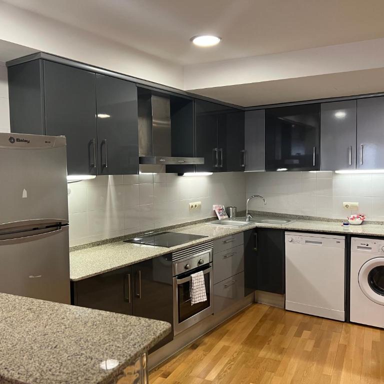 Bright apartment in Maragall - Superior Apartment with City View - 3