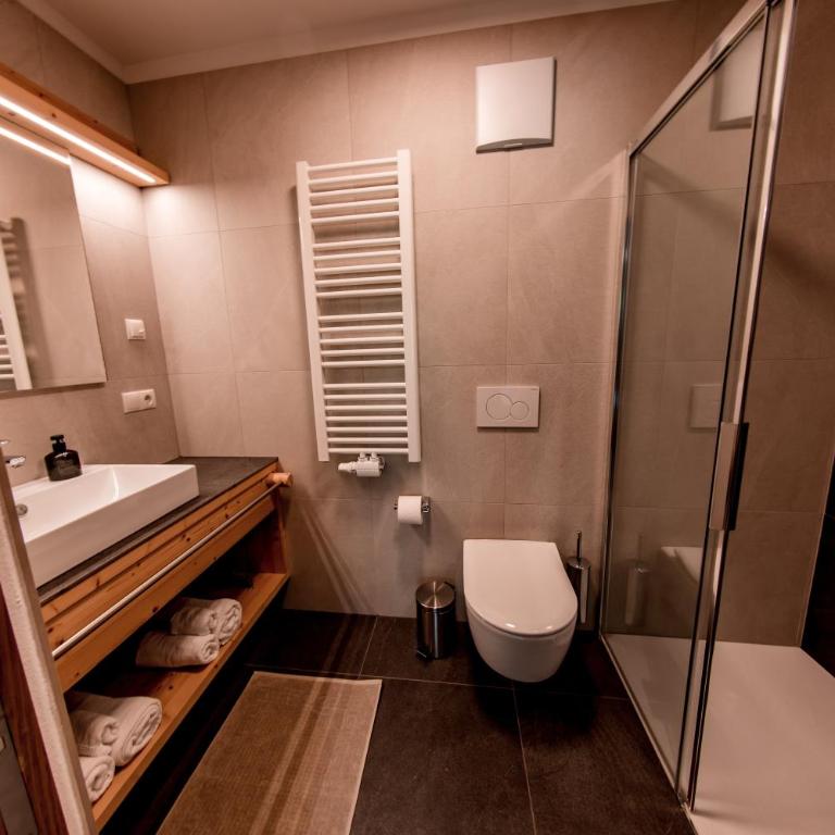 Kieserhof Apartment Wald - Two-Bedroom Deluxe Apartment with Garden View - 8
