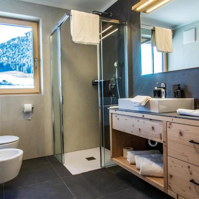 Kieserhof Apartment Wald - Two-Bedroom Deluxe Apartment with Garden View - 9