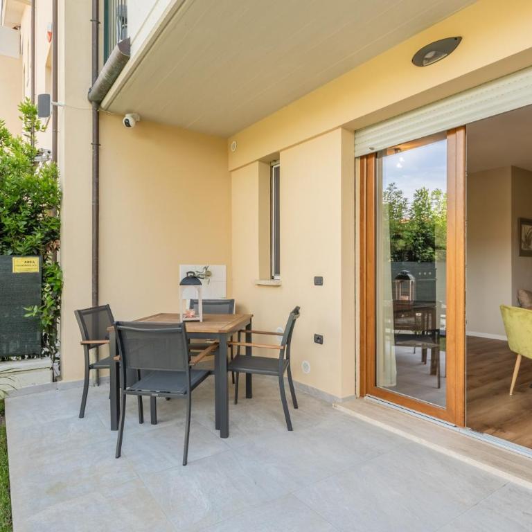 Casa Eva Lucca - Appartamento con 1 Camera da Letto e con Giardino - 6