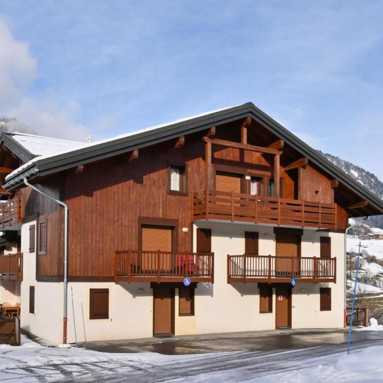 Les Marmottes - Piscine et Sauna - Two-Bedroom Deluxe Apartment with Garden View - 25